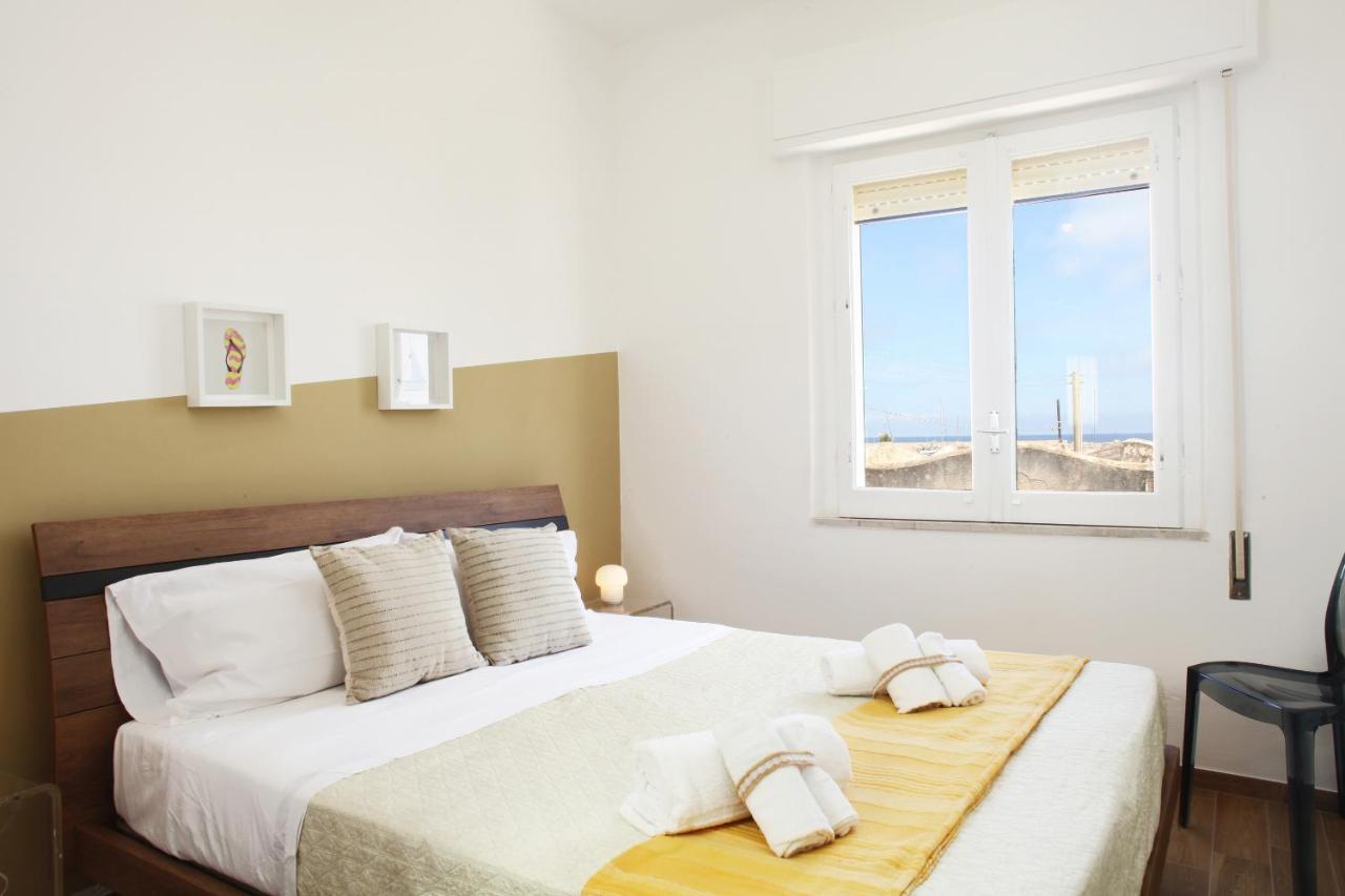 Beachside Rooms & Suites Сан-Вито-Ло-Капо Экстерьер фото