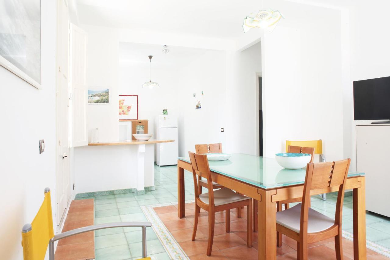 Beachside Rooms & Suites Сан-Вито-Ло-Капо Экстерьер фото