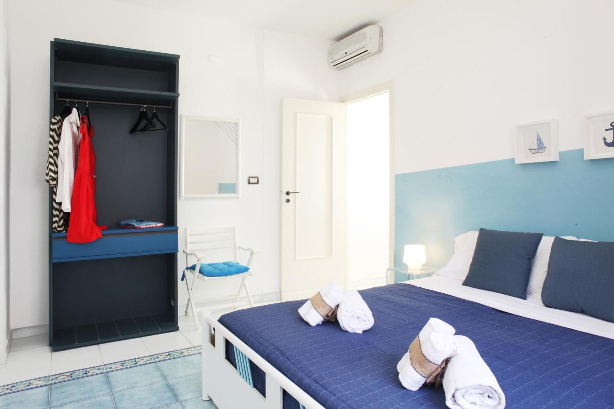 Beachside Rooms & Suites Сан-Вито-Ло-Капо Номер фото